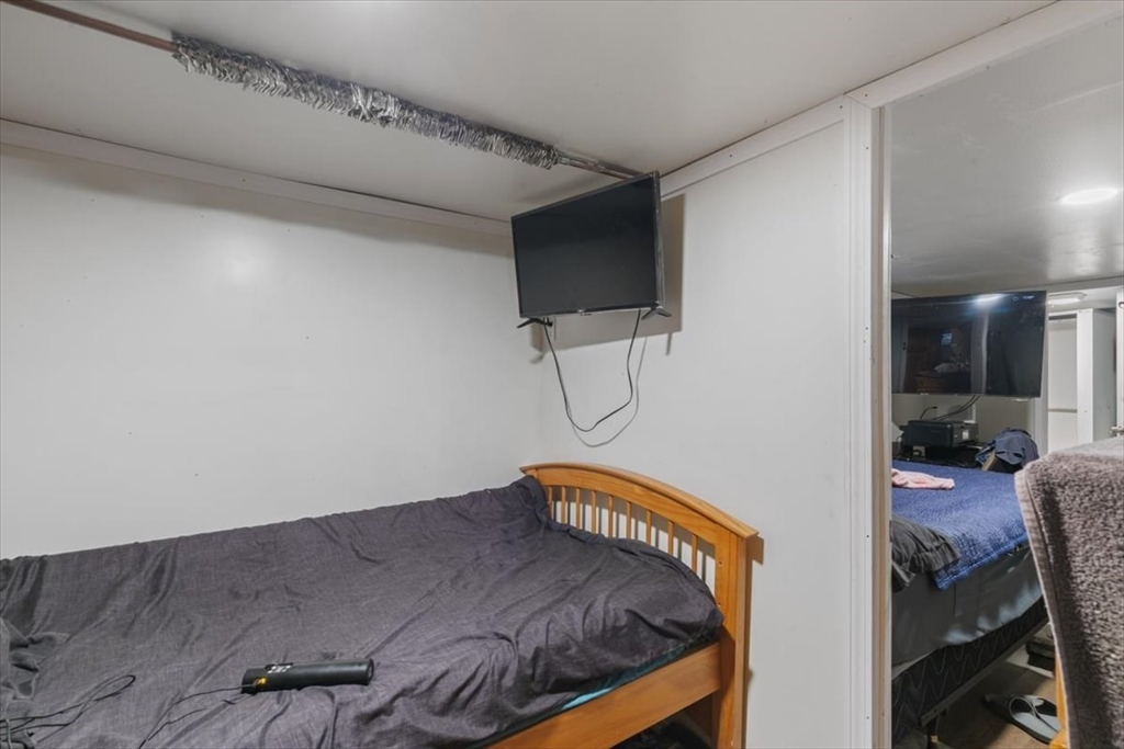 33 Fitz Street Lawrence, MA 01841 - Photo 30 of 41