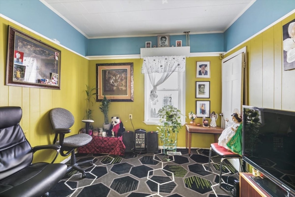 33 Fitz Street Lawrence, MA 01841 - Photo 9 of 41