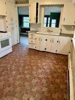 28 Indian Neck Road Wareham, MA 02571 - Photo 11 of 19