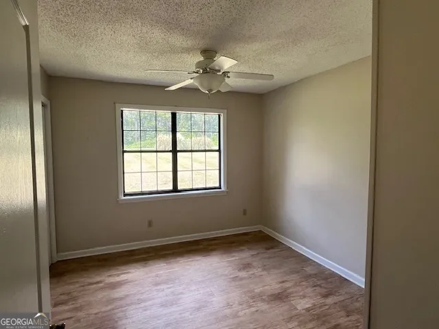 $239,900 | 12444 N Highway, Glennville, GA 30427