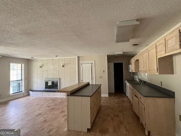 $204,900 | 12444 N Highway, Glennville, GA 30427