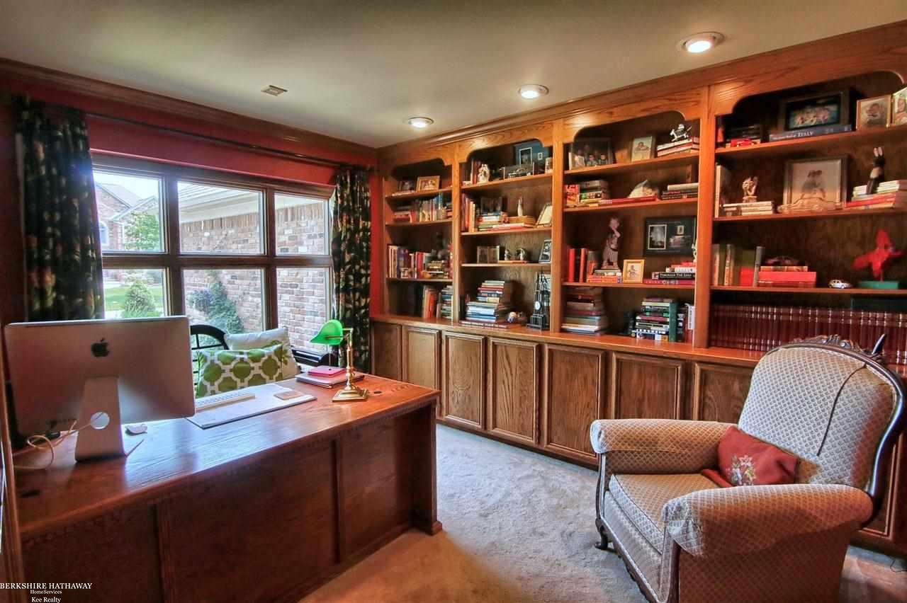1749 Old Homestead Drive Rochester Hills, MI 48306 - Photo 20 of 43