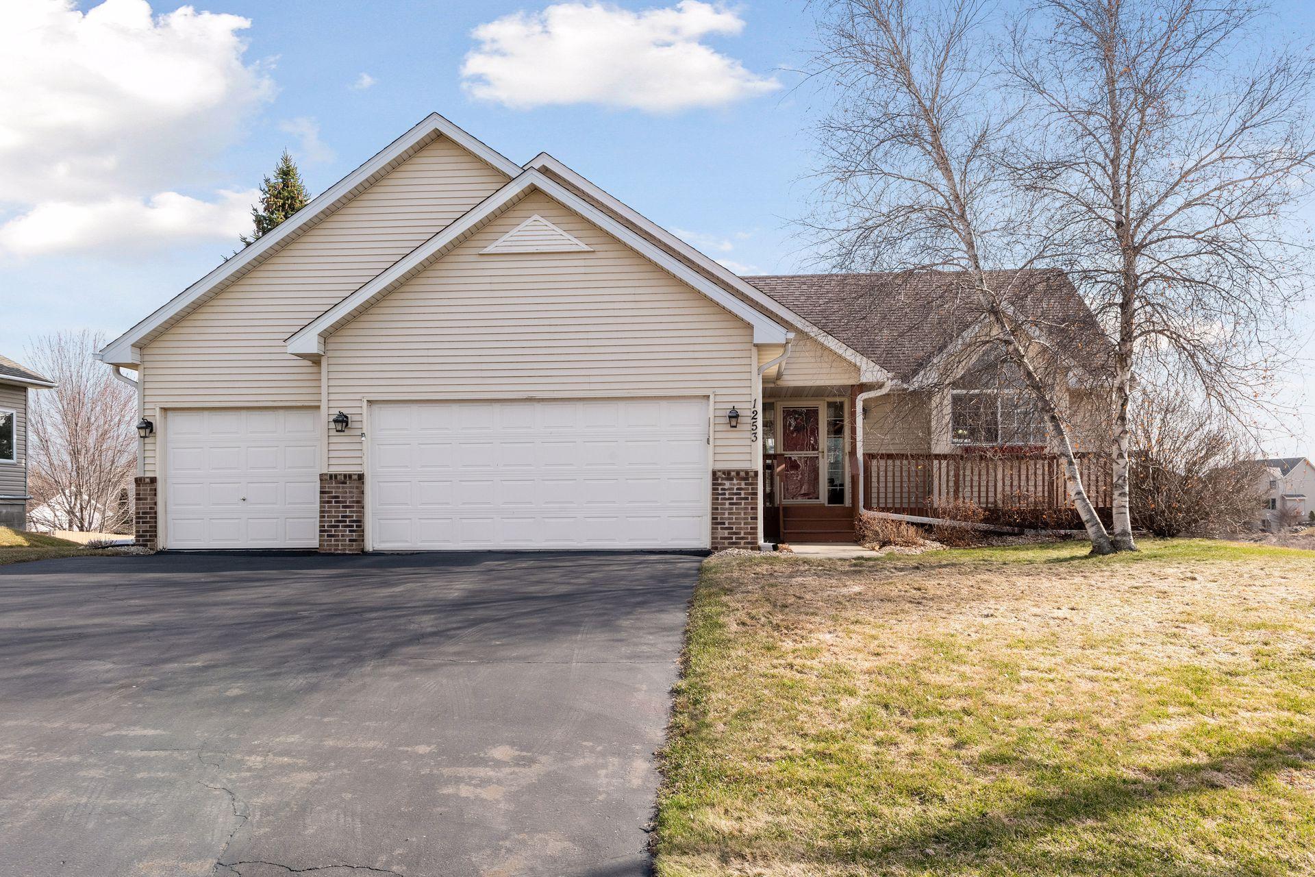 1253 Sparrow Road Waconia, MN 55387 - Photo 1 of 1 Gallery Image 1