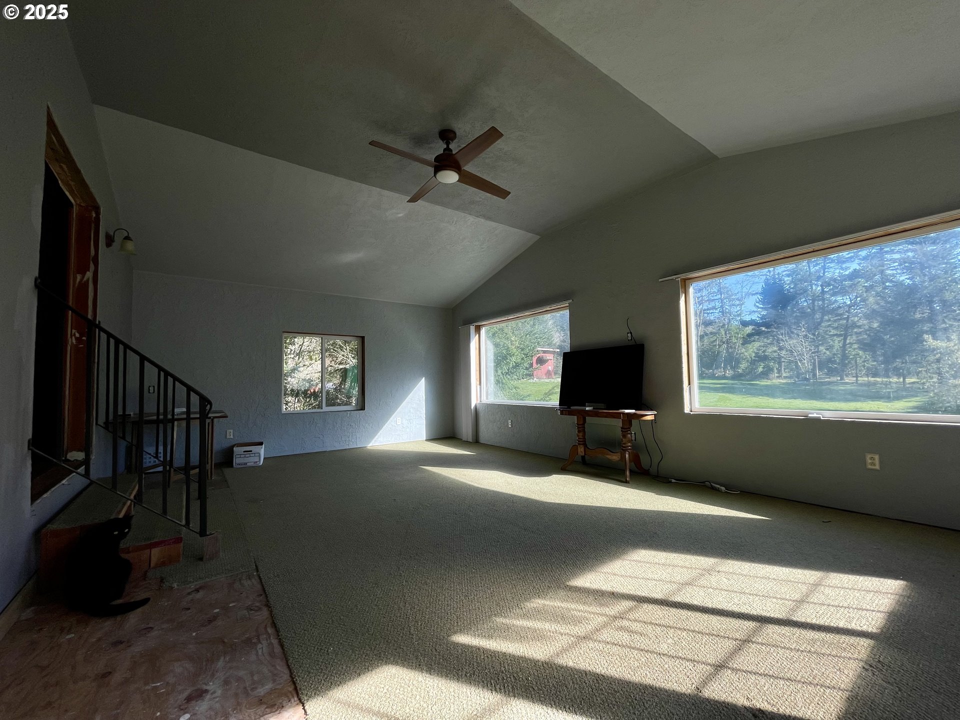 99337 South Bank Chetco River Road Brookings, OR 97415 - Photo 29 of 42 Bonus Room