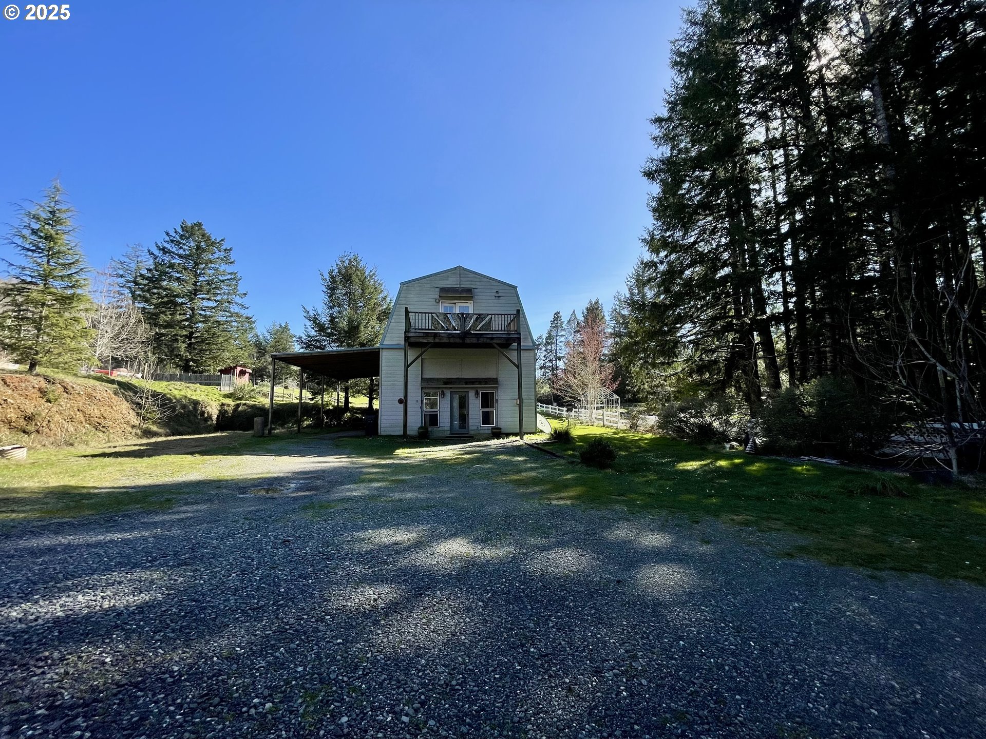 99337 South Bank Chetco River Road Brookings, OR 97415 - Photo 5 of 42 Exterior