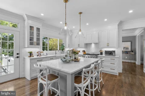 $1,124,000 | 4620 Brightwood Road, Olney, MD 20832