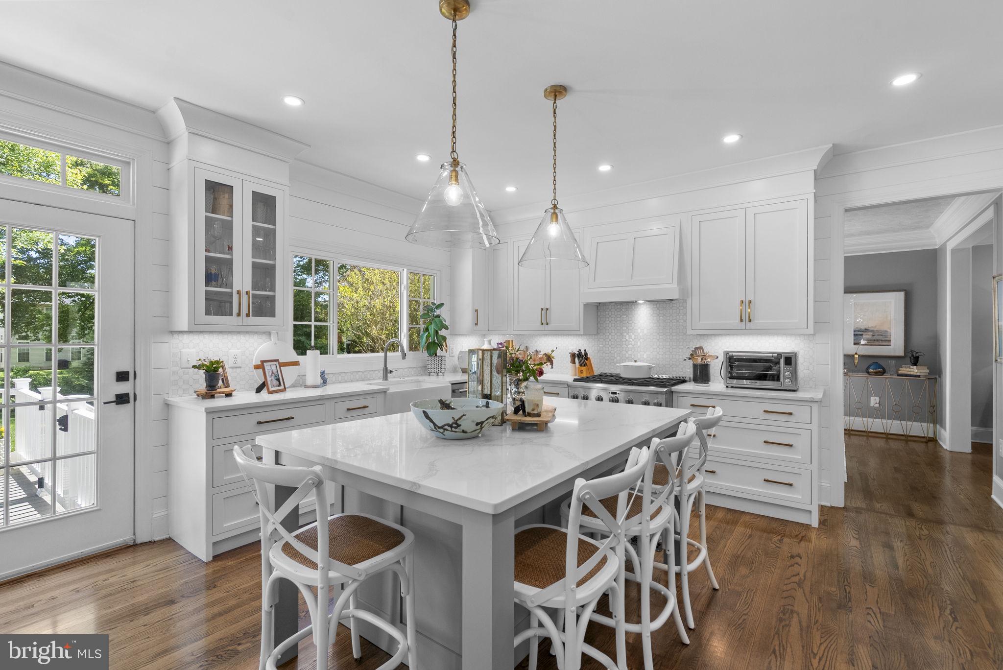 4620 Brightwood Road Olney, MD 20832 - Photo 17 of 63 Kitchen