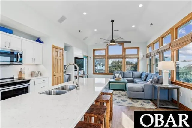 $1,295,000 | 448 Myrtle Pond Road, Corolla, NC 27927