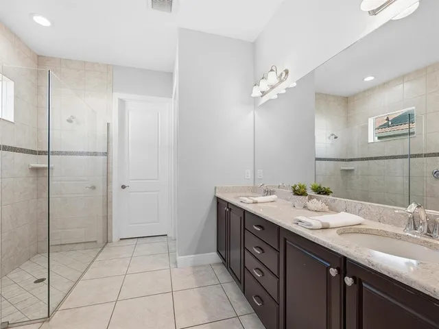 $825,000 | 9817 Marbella Drive, Bradenton, FL 34211