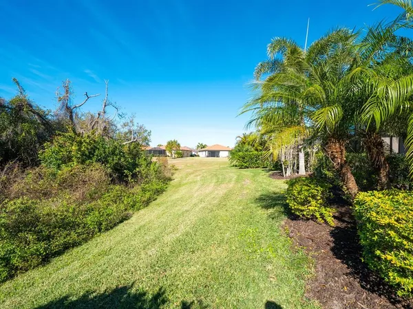 $786,000 | 9817 Marbella Drive, Bradenton, FL 34211