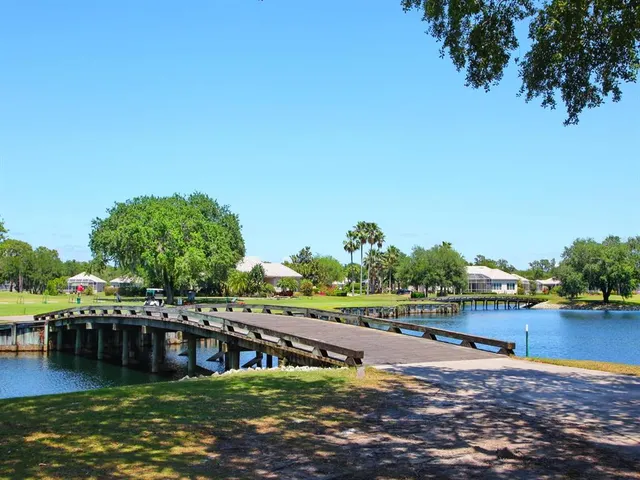 $825,000 | 9817 Marbella Drive, Bradenton, FL 34211