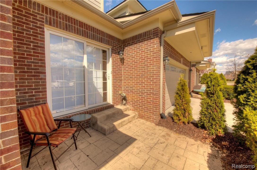 45916 South Stonewood Road Canton, MI 48187 - Photo 38 of 39 38 Back.jpg