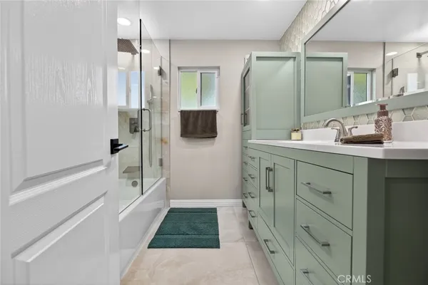 $1,299,995 | 16751 Londelius Street, Northridge, CA 91343