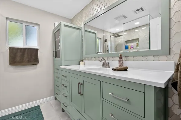 $1,299,995 | 16751 Londelius Street, Northridge, CA 91343