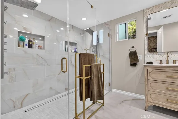 $1,299,995 | 16751 Londelius Street, Northridge, CA 91343