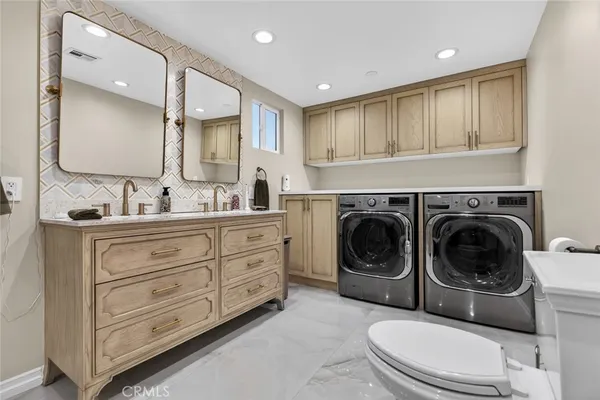 $1,299,995 | 16751 Londelius Street, Northridge, CA 91343