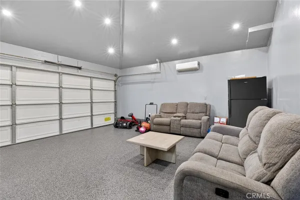 $1,299,995 | 16751 Londelius Street, Northridge, CA 91343