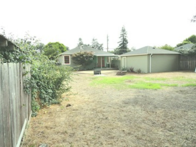 121 College Road Watsonville, CA 95076 - Photo 16 of 23 Gallery Image 16