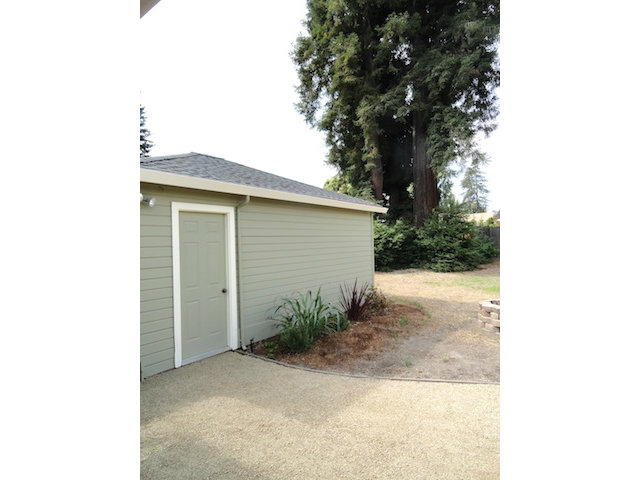 121 College Road Watsonville, CA 95076 - Photo 22 of 23 Gallery Image 22