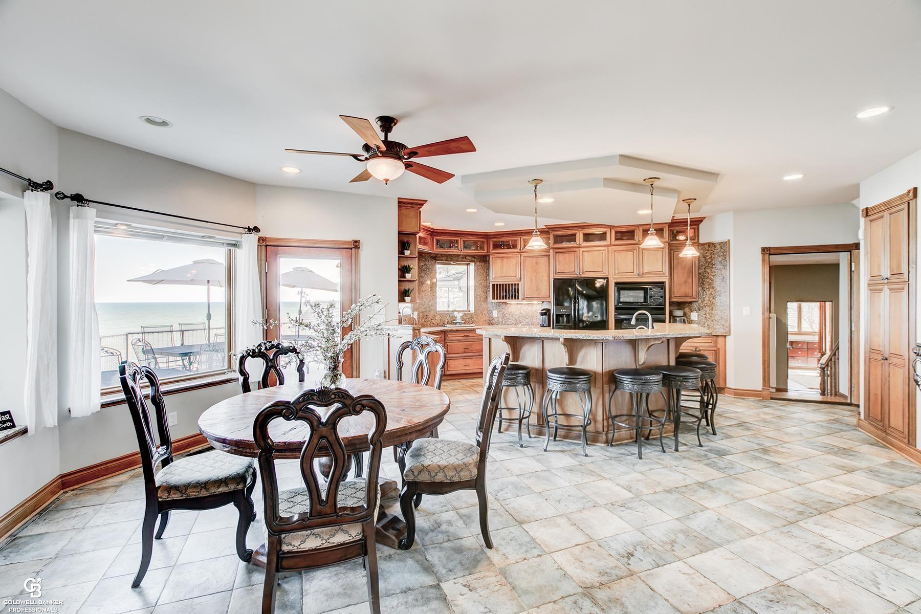3864 North Lakeshore Road Deckerville, MI 48427 - Photo 11 of 88 50107318-10.JPG