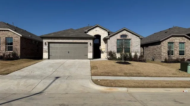 $319,835 | 1918 Jackson Street, Cleburne, TX 76033
