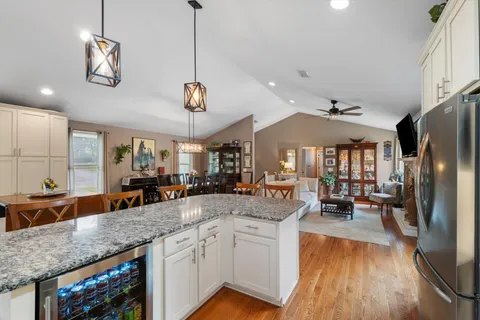 $779,900 | 843 Percy Warner Boulevard, Nashville, TN 37205
