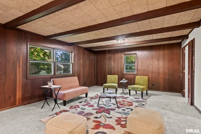 $159,900 | 510 South Westgate Avenue, Jacksonville, IL 62650