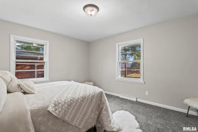 $159,900 | 510 South Westgate Avenue, Jacksonville, IL 62650