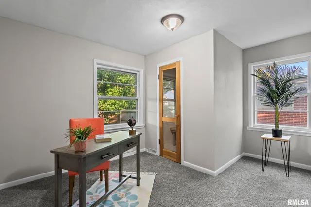 $159,900 | 510 South Westgate Avenue, Jacksonville, IL 62650