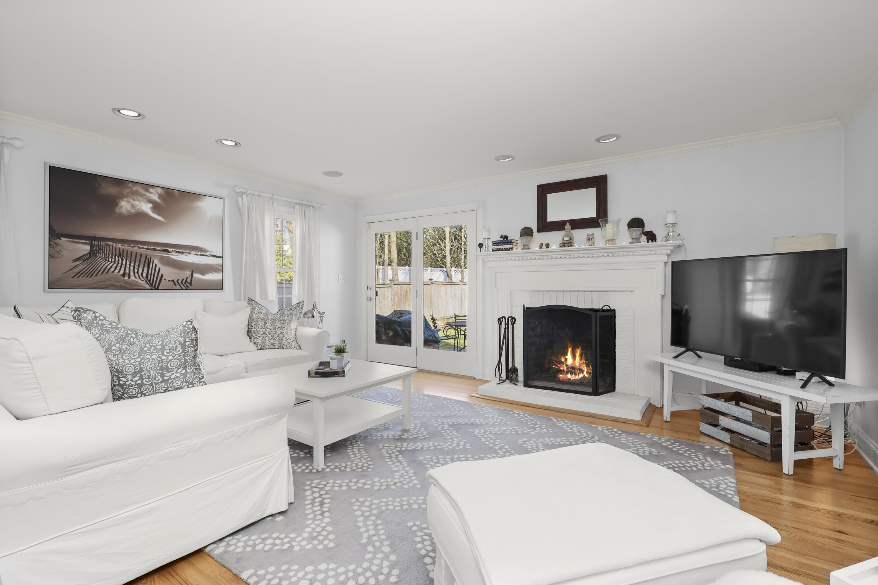 10 Bailey Avenue Darien, CT 06820 - Photo 9 of 24 170475352-9