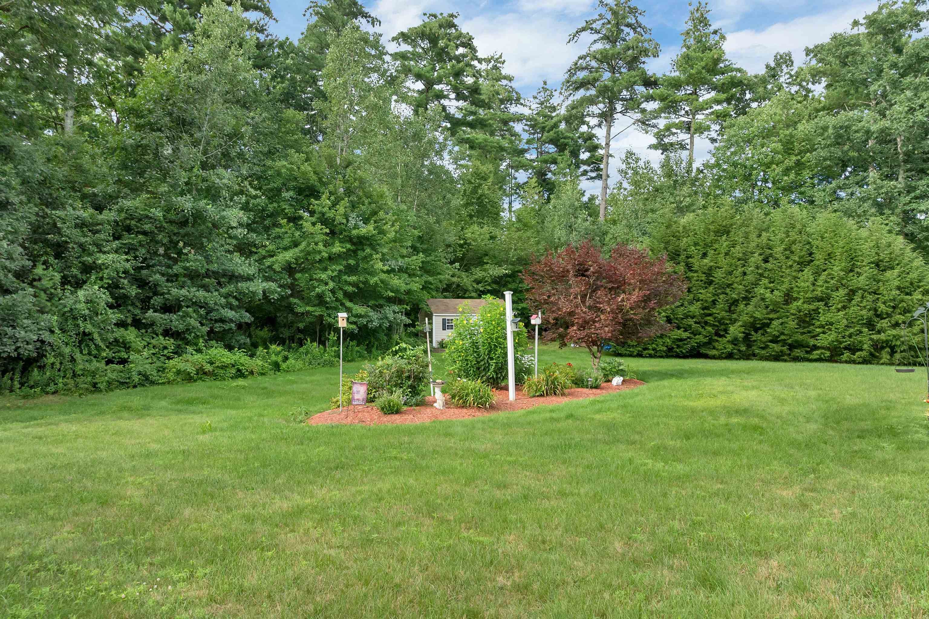 112 Pinecrest Road Litchfield, NH 03052 - Photo 41 of 50 Gallery Image 41
