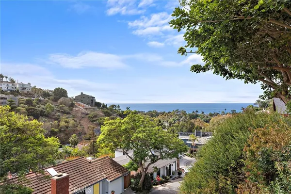 $11,300 | 980 Meadowlark Lane, Laguna Beach, CA 92651
