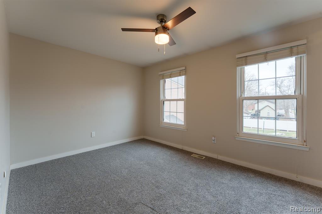 264 1st Street Rochester, MI 48307 - Photo 8 of 21 Gallery Image 8