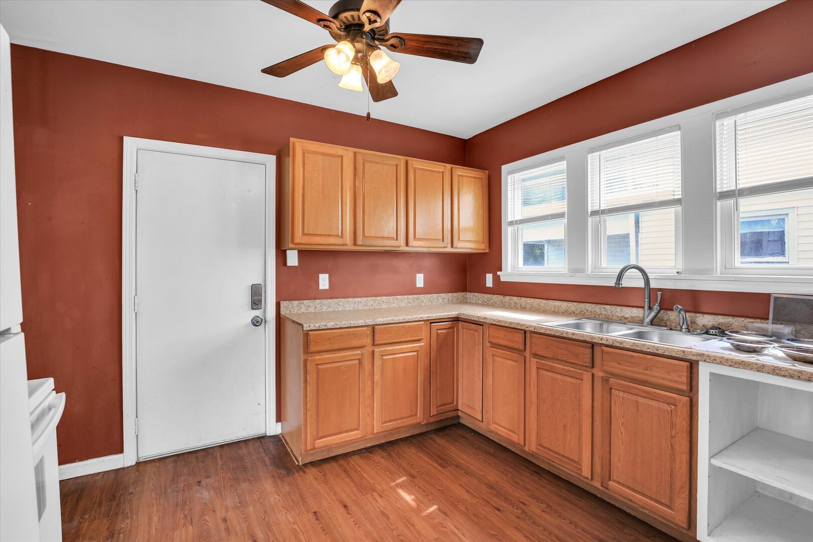 1305 West Macon Street Decatur, IL 62522 - Photo 12 of 37
