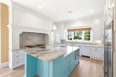 $5,600,000 | 2228 Azalea Place, Winter Park, FL 32789