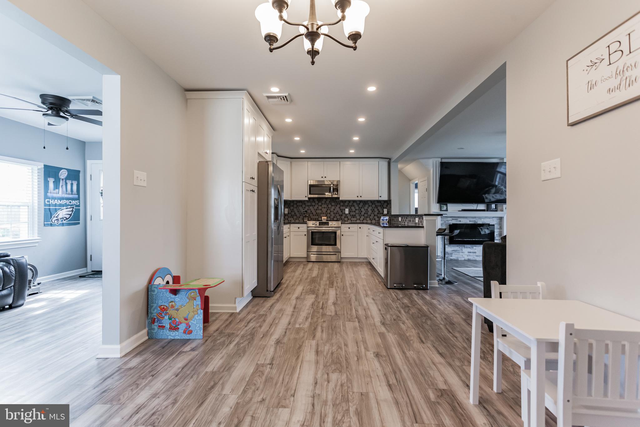 6 Hearth Road Levittown, PA 19056 - Photo 12 of 30 Gallery Image 12