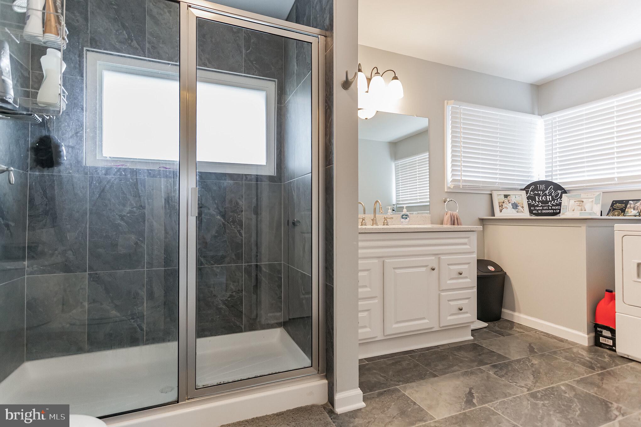 6 Hearth Road Levittown, PA 19056 - Photo 19 of 30 Gallery Image 19