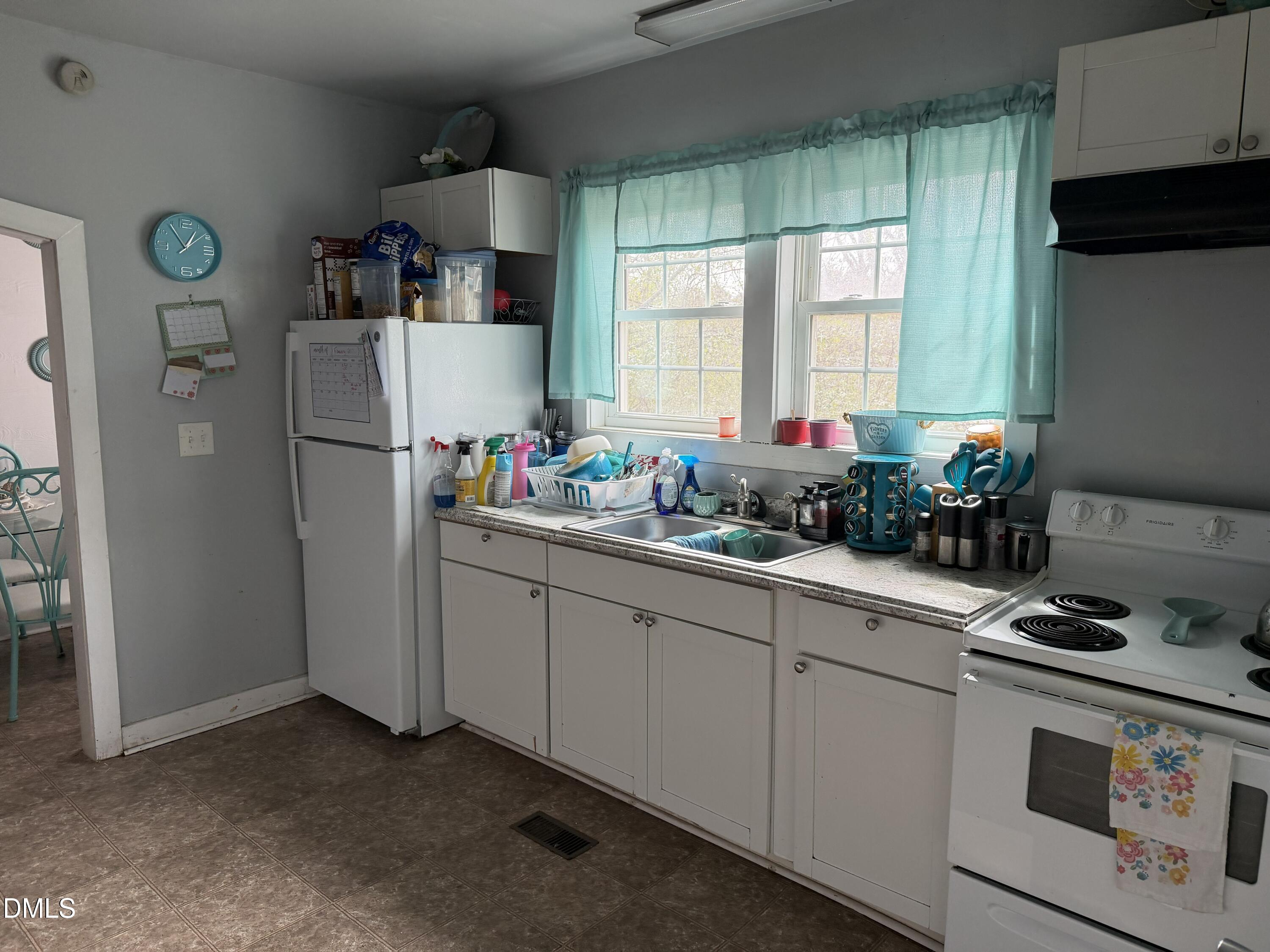 1513 Cole Mill Road Durham, NC 27705 - Photo 11 of 16 IMG_8214