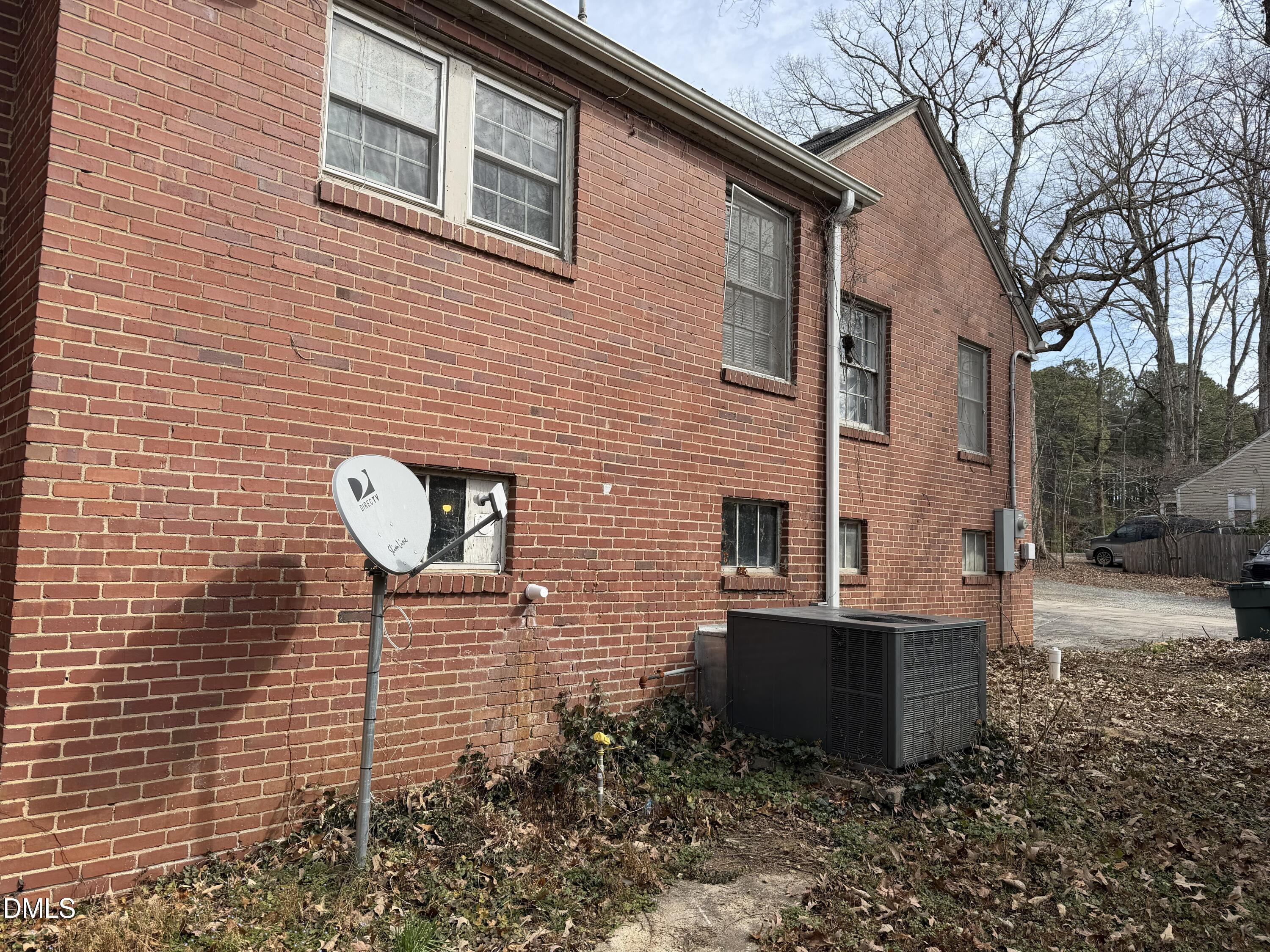 1513 Cole Mill Road Durham, NC 27705 - Photo 6 of 16 IMG_8225