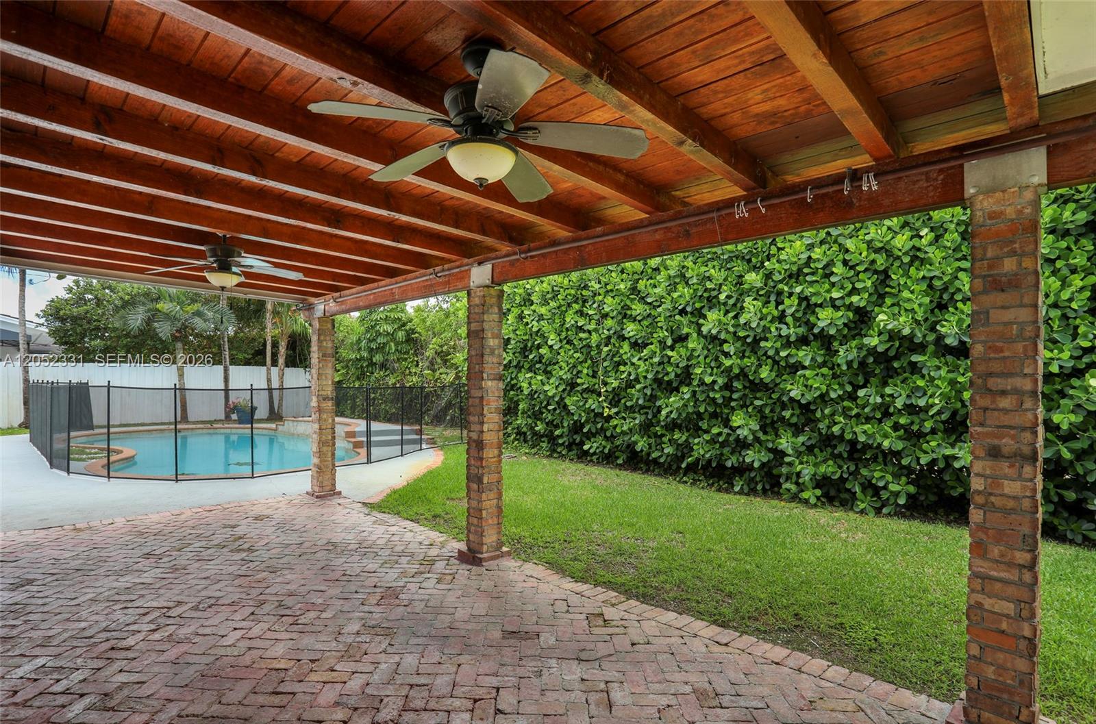 8870 Southwest 86th Street Miami, FL 33173 - Photo 41 of 44