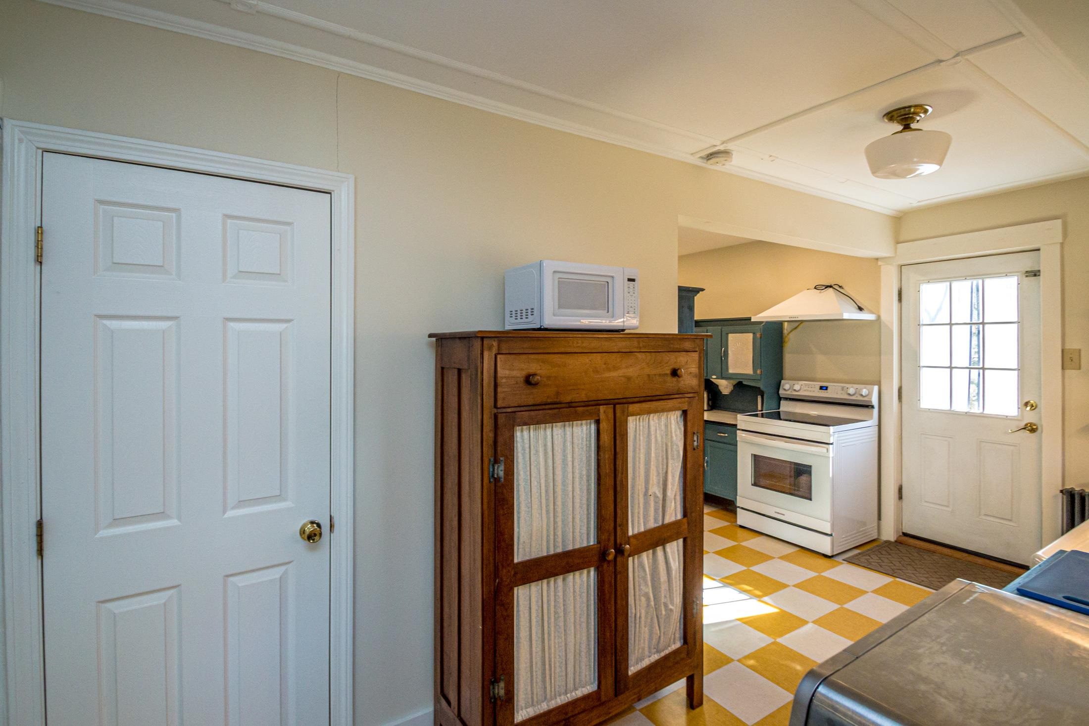 49 Middle Street Lancaster, NH 03584 - Photo 23 of 44