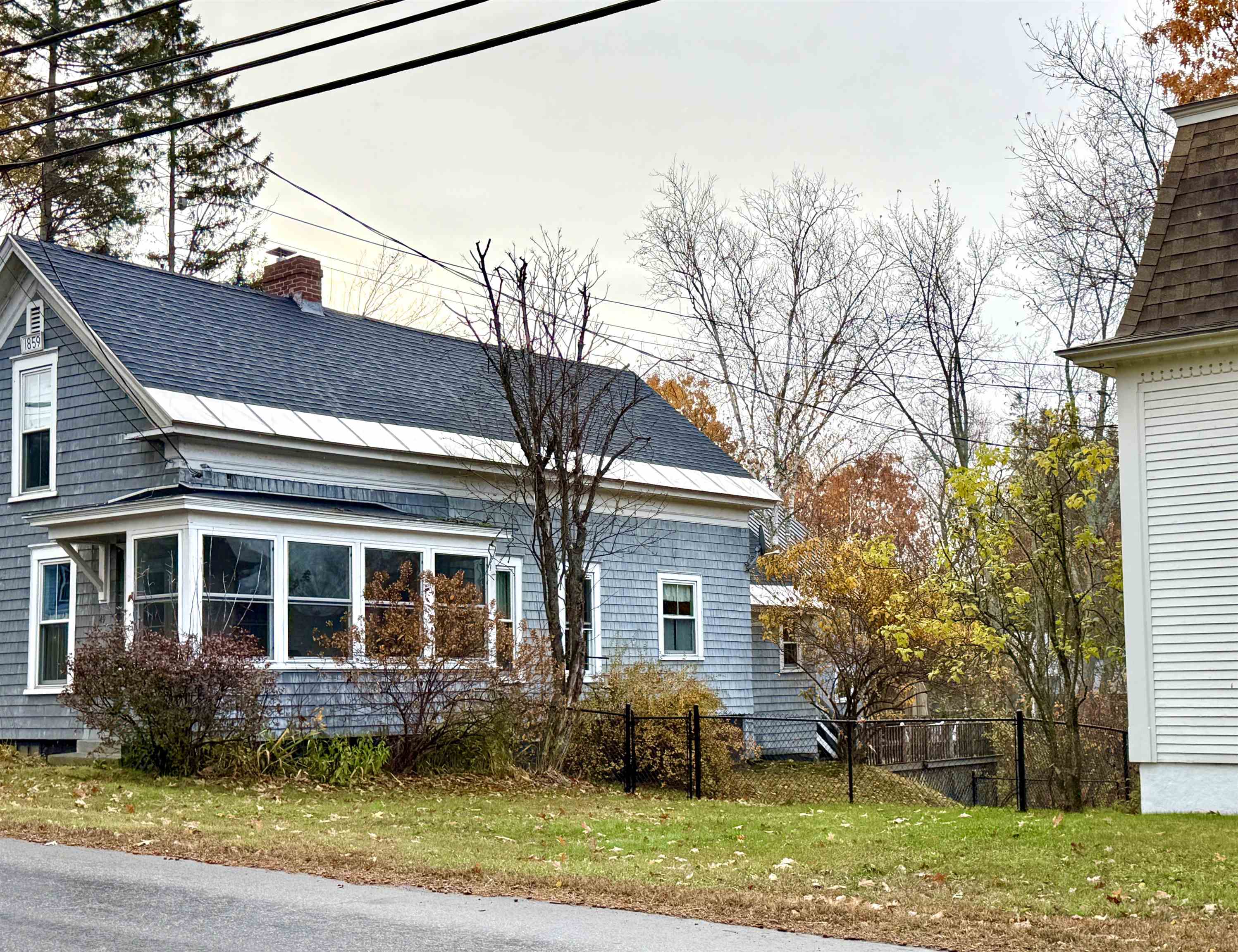 49 Middle Street Lancaster, NH 03584 - Photo 4 of 44