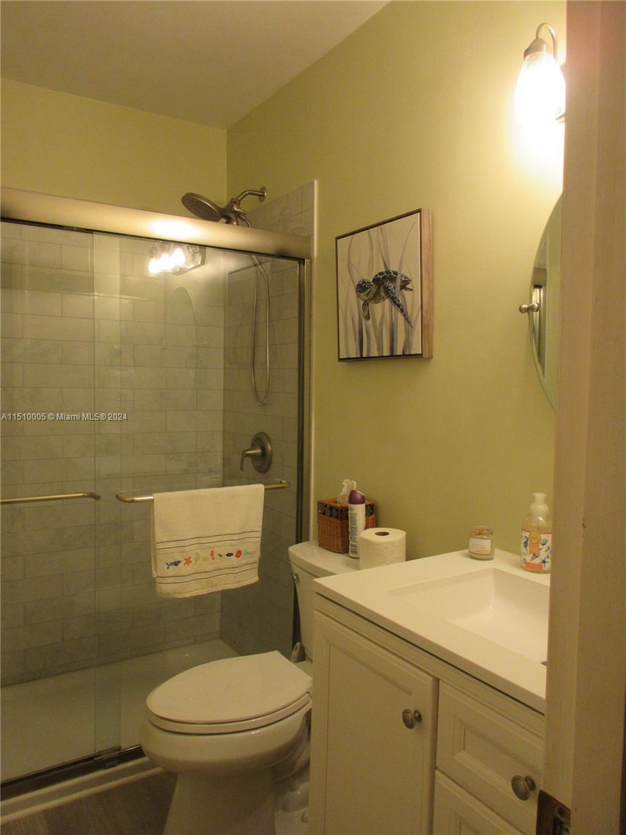 7010 Holly Road Miami Lakes, FL 33014 - Photo 25 of 31 Gallery Image 25