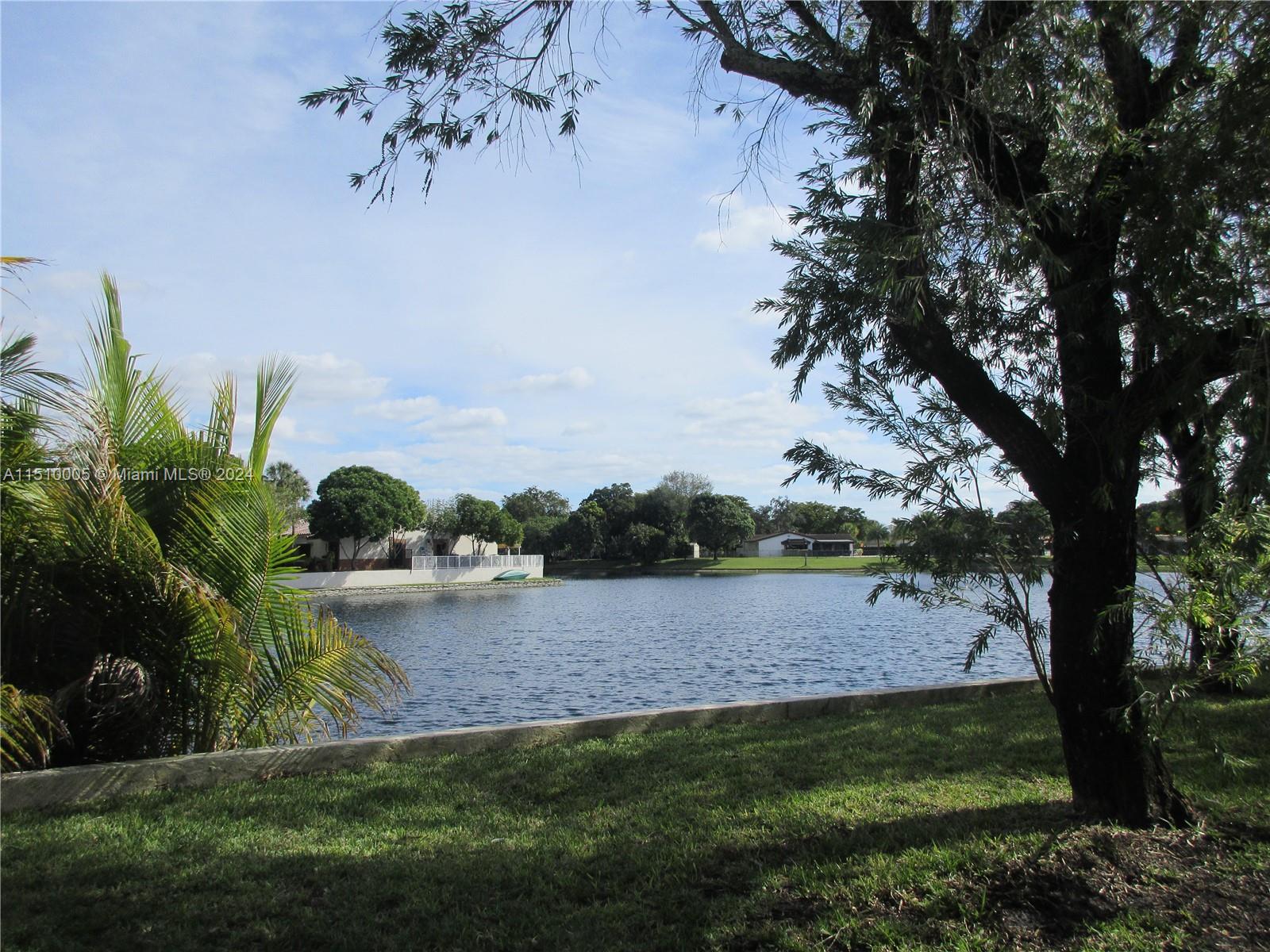 7010 Holly Road Miami Lakes, FL 33014 - Photo 8 of 31 Gallery Image 8