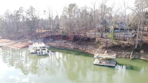 $425,000 | 301 Riverbend Road, Fair Play, SC 29643