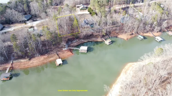 $425,000 | 301 Riverbend Road, Fair Play, SC 29643