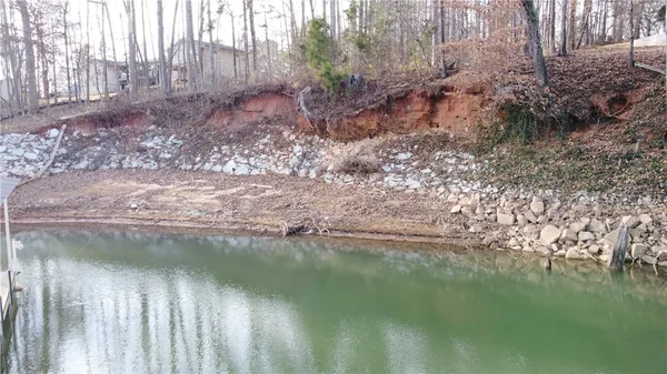 $425,000 | 301 Riverbend Road, Fair Play, SC 29643