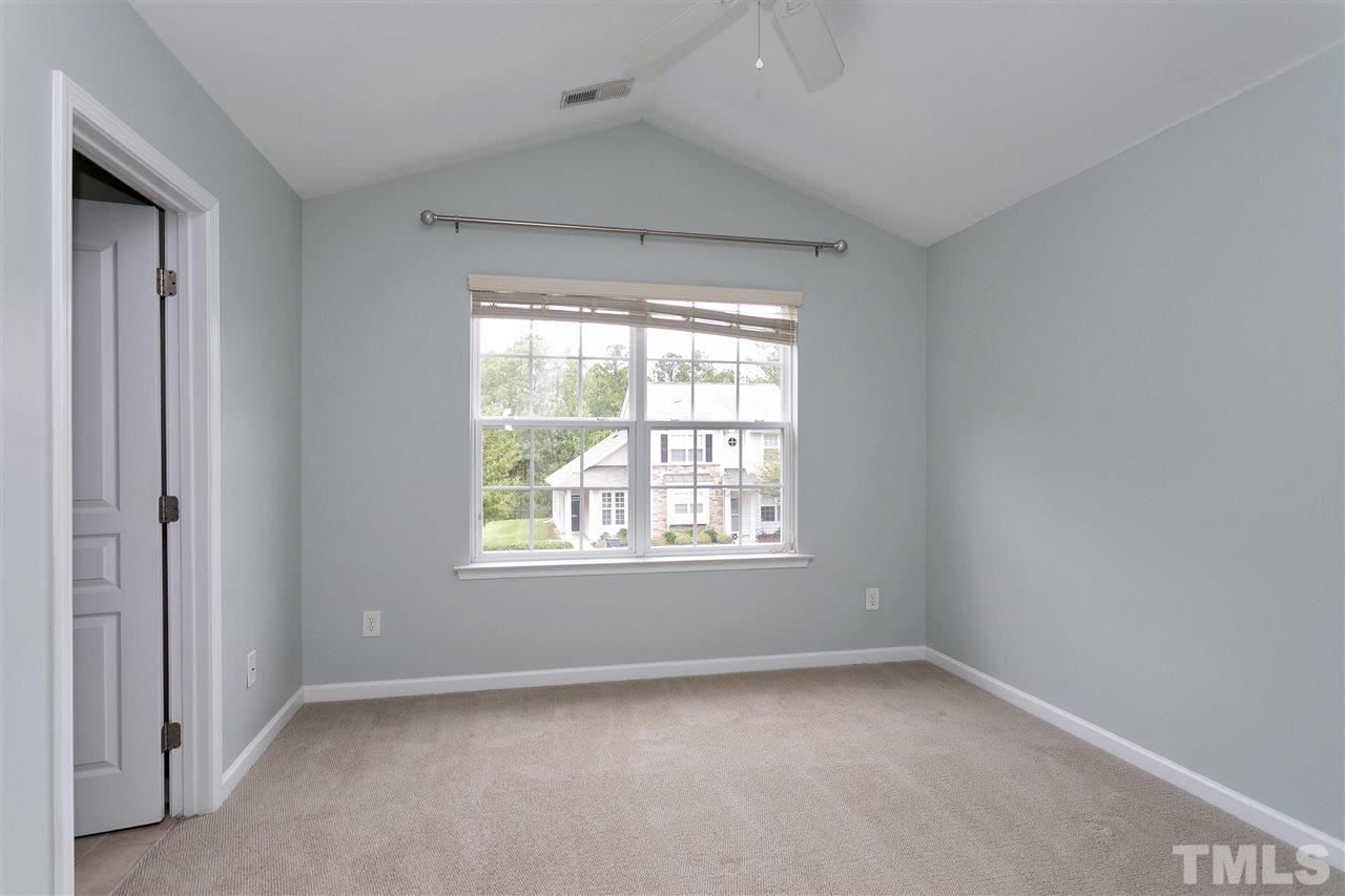 369 Red Elm Drive Durham, NC 27713 - Photo 14 of 29 an empty room with a window