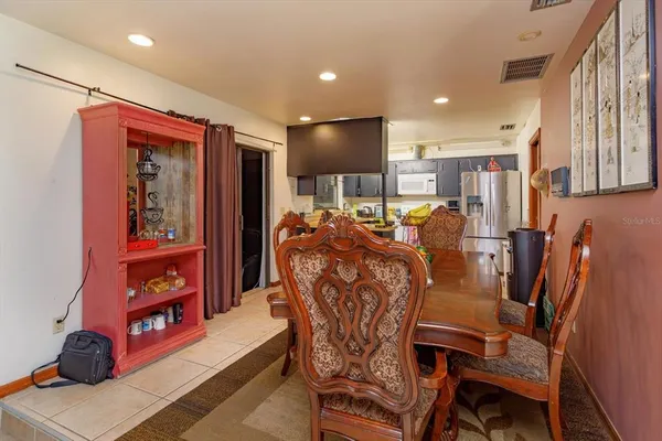 $335,000 | 817 Hickory Knoll Court, Apopka, FL 32712