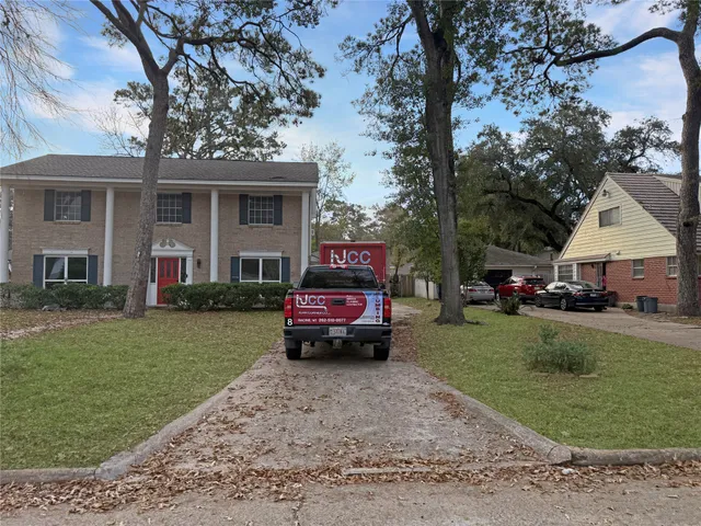 $279,900 | 5819 Old Lodge Drive, Houston, TX 77066